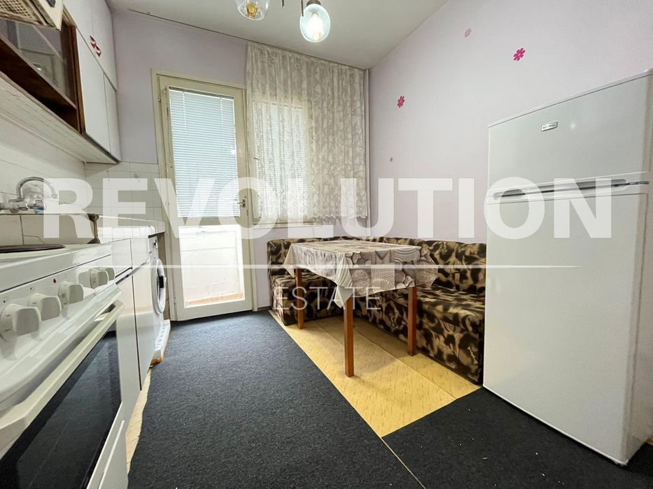 Двустаен апартамент под наем в кв. Кючук Париж