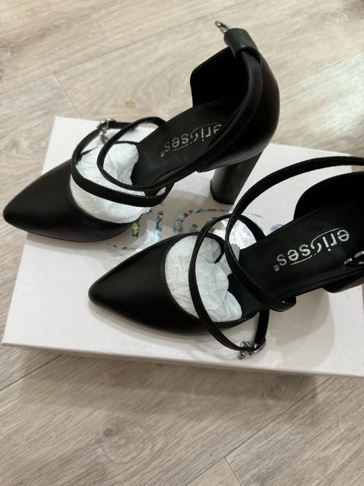 Туфли женские