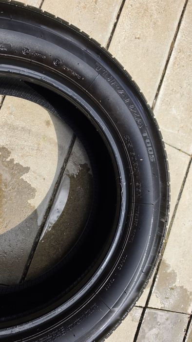 Anvelope auto Bridgestone 215/60/17 an 2024, folosite 2500km, 4b,  ca noi