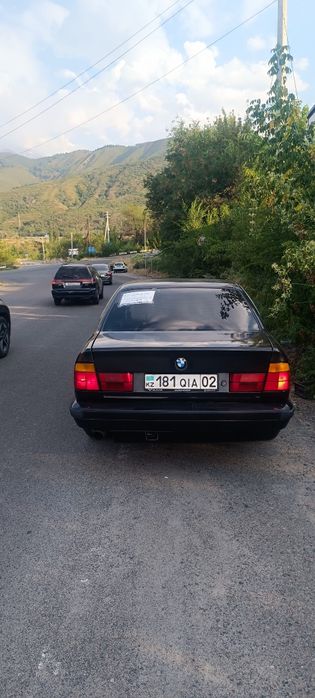 Продам машину мотор стоит м50б20