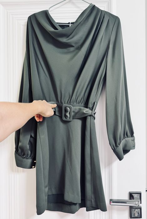 Коктейльное платье бренда Zara