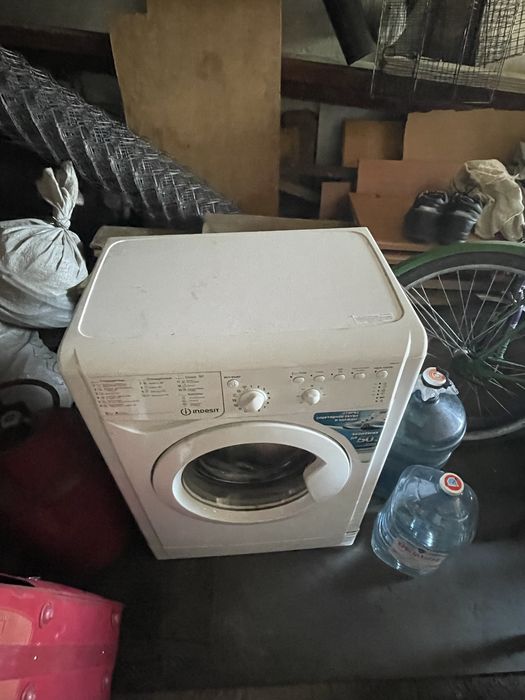 Продам стиральную машину