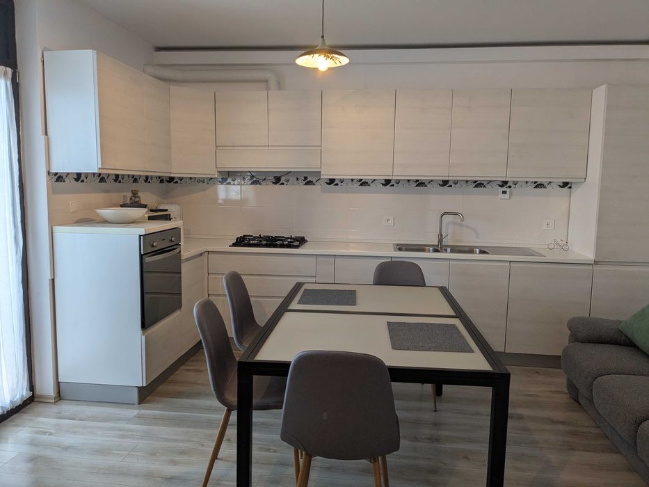 Apartament de închiriat