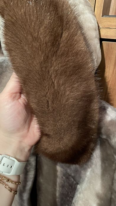 Продам шубу цигейковую