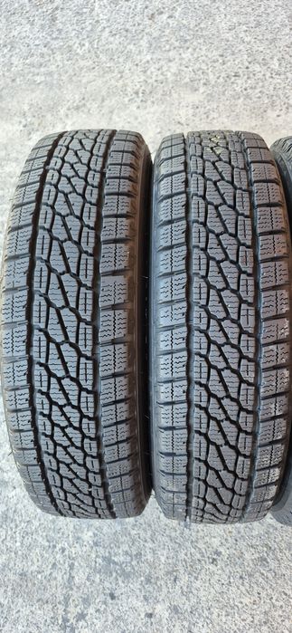 4 anvelope iarna ca noi Firestone 165/70/14C.Pretul este pe bucata.