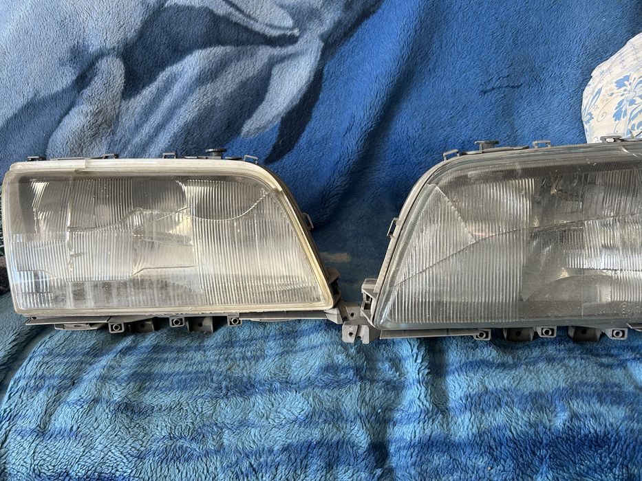 Фары на мерседес C-класс