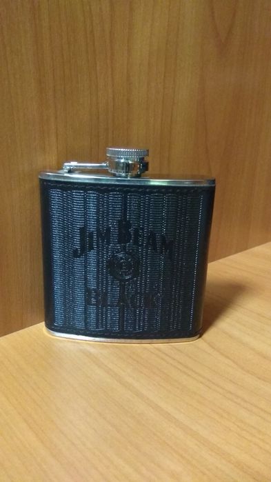 Фляжки стальные сувенирные