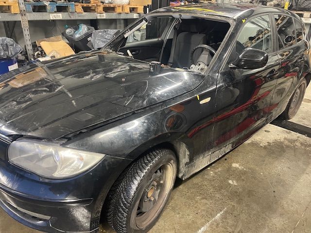 Dezmembrez BMW 116i E87 Facelift an 2011  N43B20A