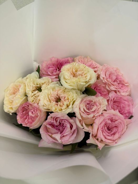 Продаются свежие букеты цветов