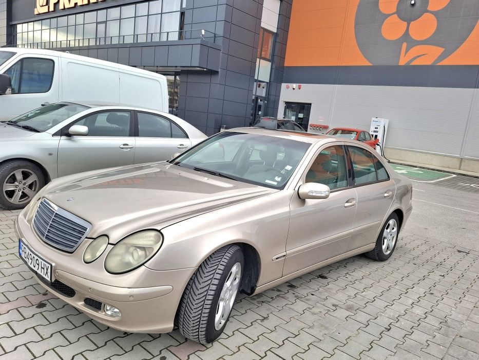 Мерцедес Е200 cdi  2004 W211