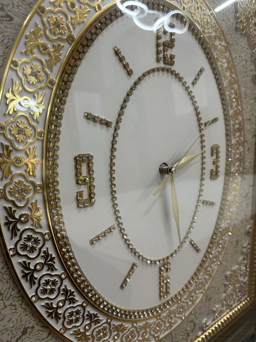 Картина часы 78 х 85 см.