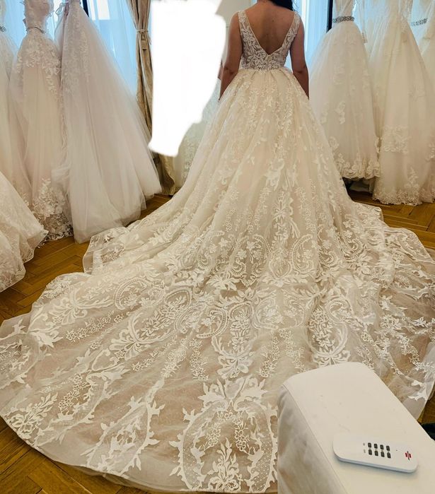 Rochie de mireasa Aryanna Karen