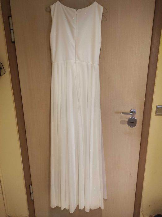 Сватбена рокля  и воал