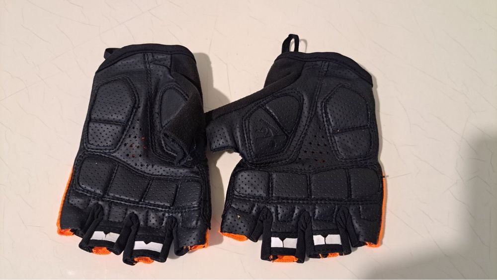 Комплект вело протектори за колоездене ION