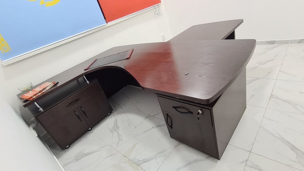 Стол офисный ( мебель)