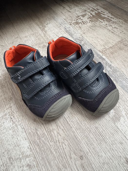 Adidasi Biomecanics 21