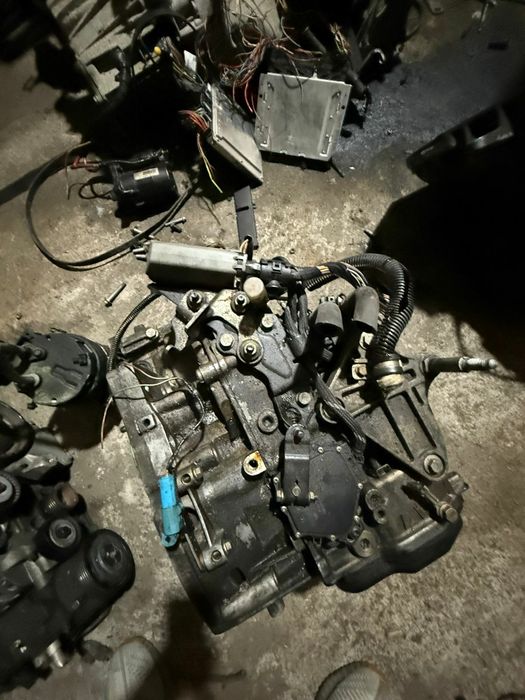 Продам Акпп Рено Мега но Сценик от двигателя К4 М