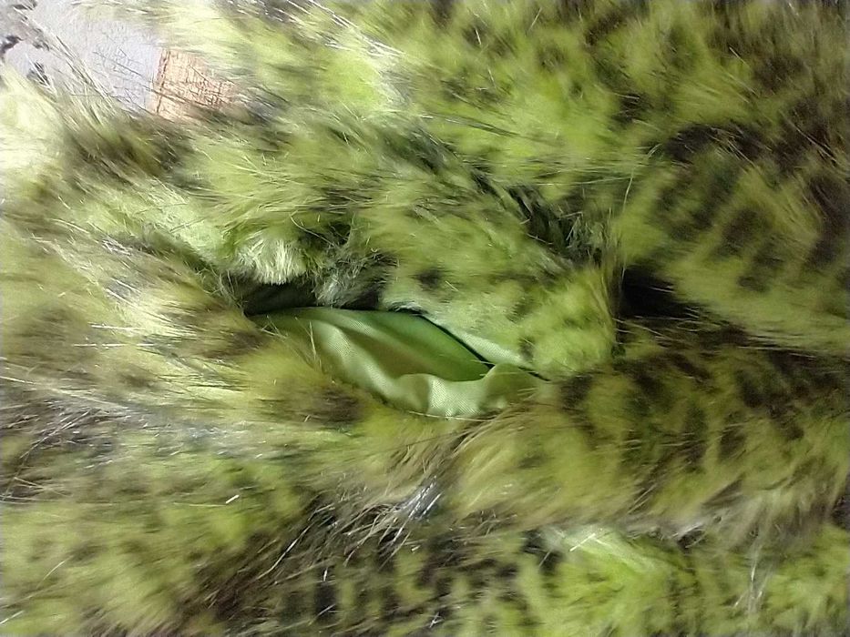 Jacheta imitatie blana leopard, verde/negru, captusita CA NOUA -365lei