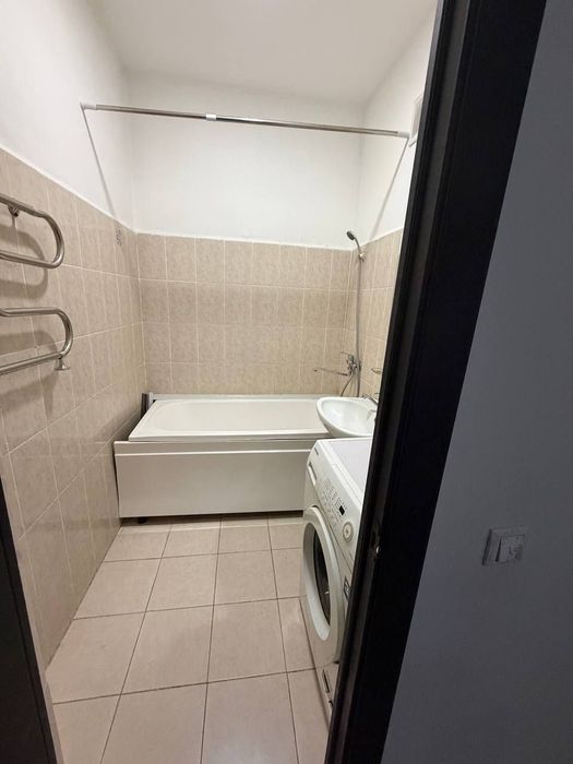 Sergeli-7A 3/6/7 REMONTLI Naqd va Ipotekaga Srochna Sotaman.