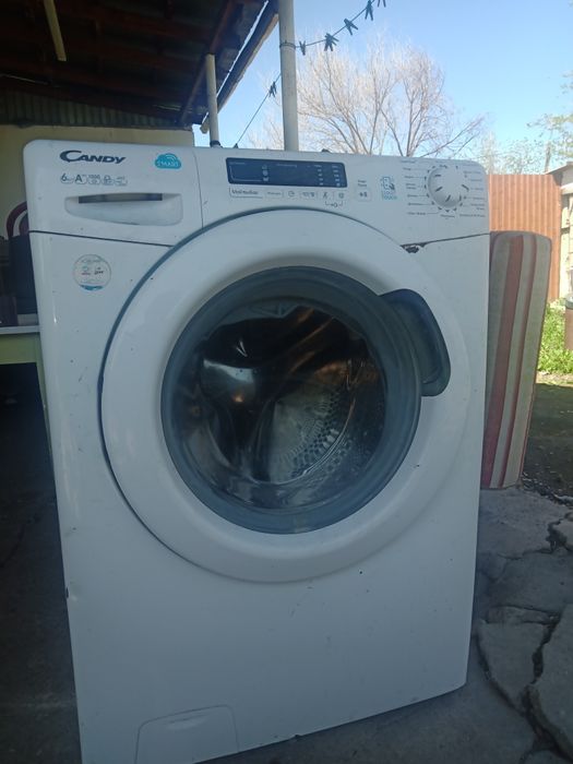 Стиральная машинка автомат