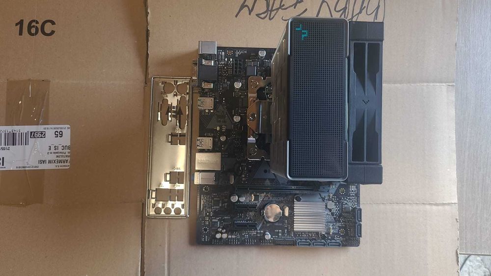 kit gaming i9 9900k + 16 gb ram  + asus b360m-k -ca nou