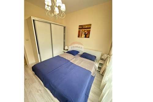 Дава се под наем Двустаен апартамент в Варна, Аспарухово - 65 кв.м за 548.25 € - Снимка #3