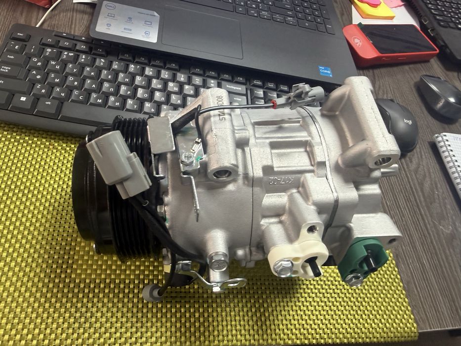 Компрессор кондиционера Toyota Camry XV70 17-