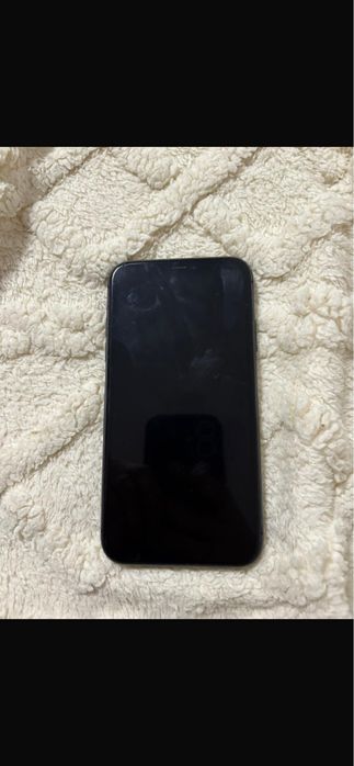 Продам айфон 11