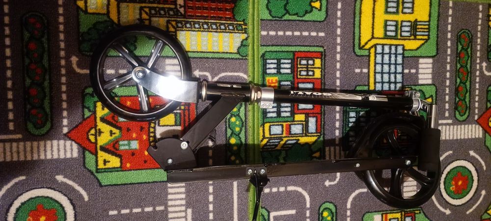 Детски скутер.Отличен.