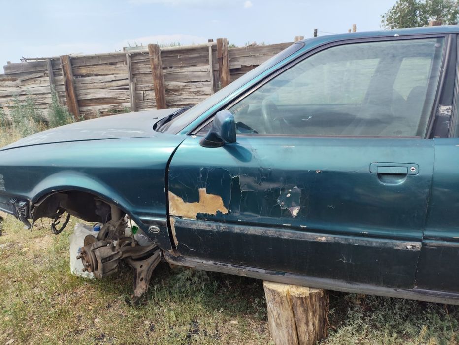 Продам Ауди 80 б4