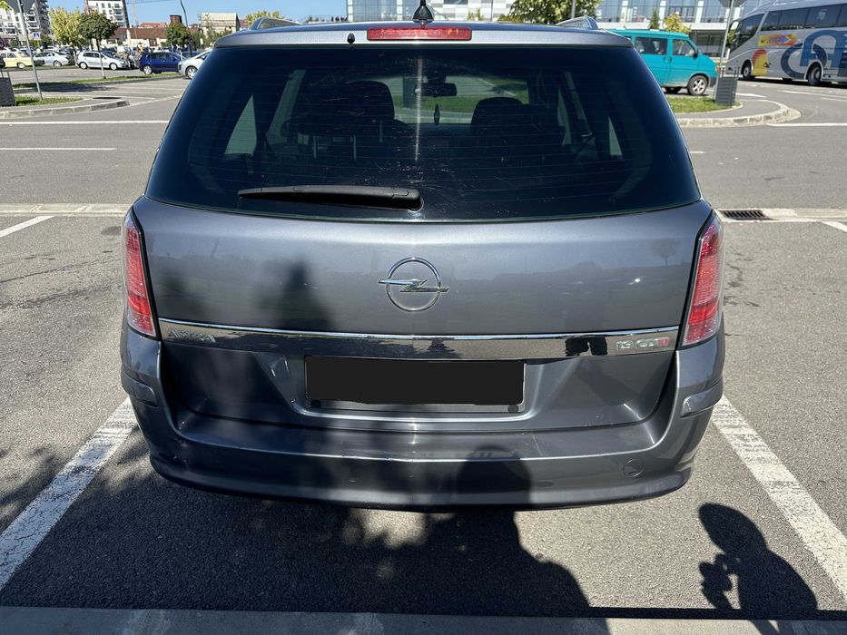 Opel Astra H Station Wagon 1.9 CDTI 110 kW 150 Cp 16v