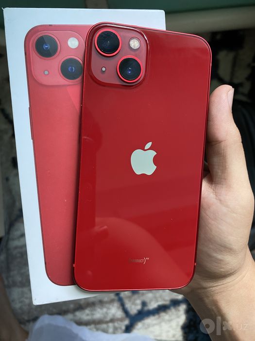 iPhone 13 red product