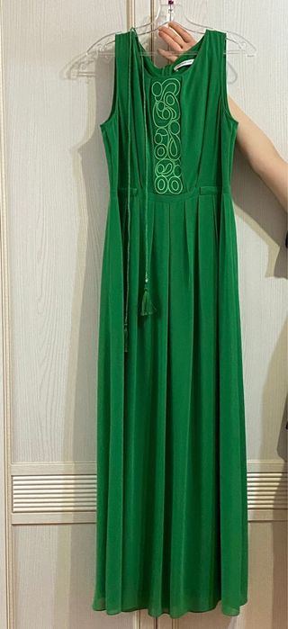 Женское платье.