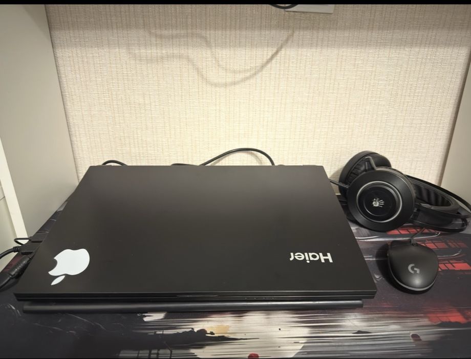 Игравой ноутбук Haier GG1700A