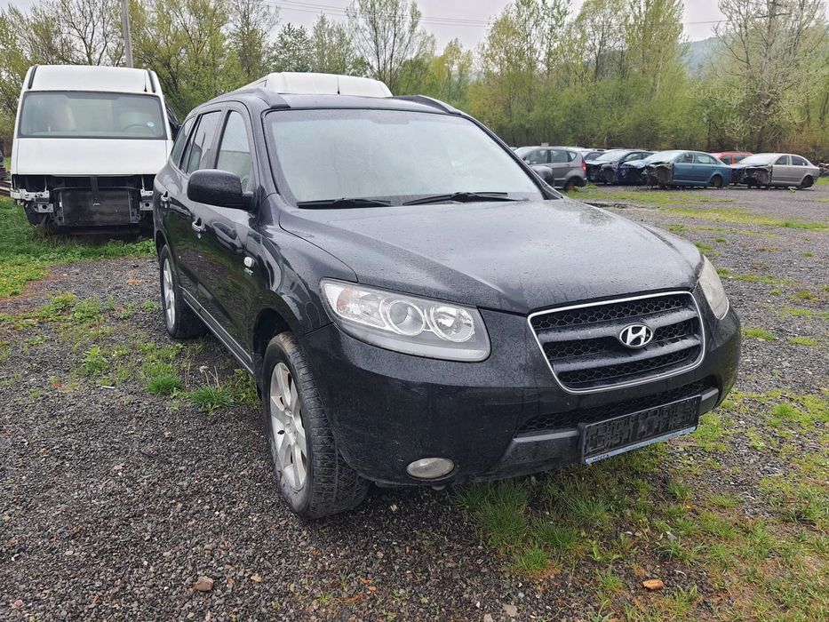 Dezmembrez hyundai santa fe 2.2 cdti an 2009,motor fara anexe