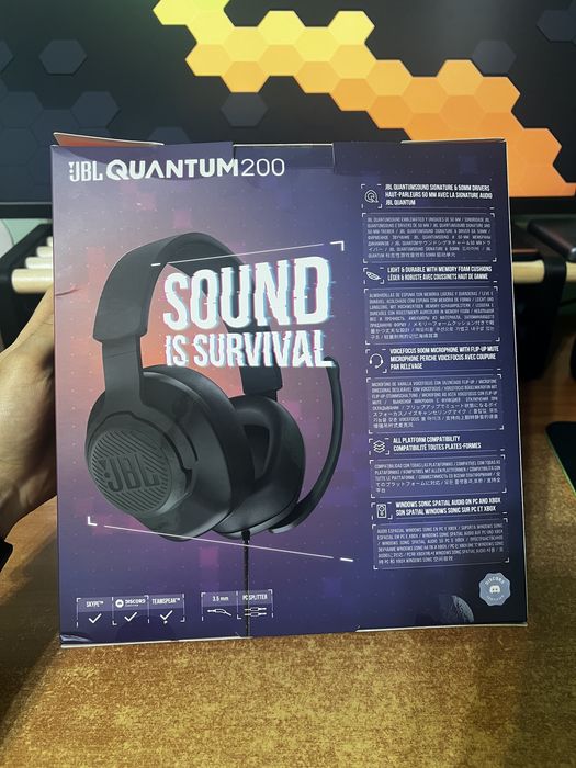 JBL Quantum 200 - Sigilat