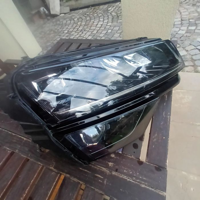 Фар за Шкода карок  karoq front light