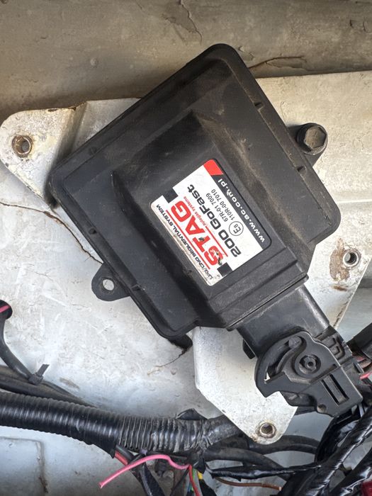 Газ на газель Stag продам