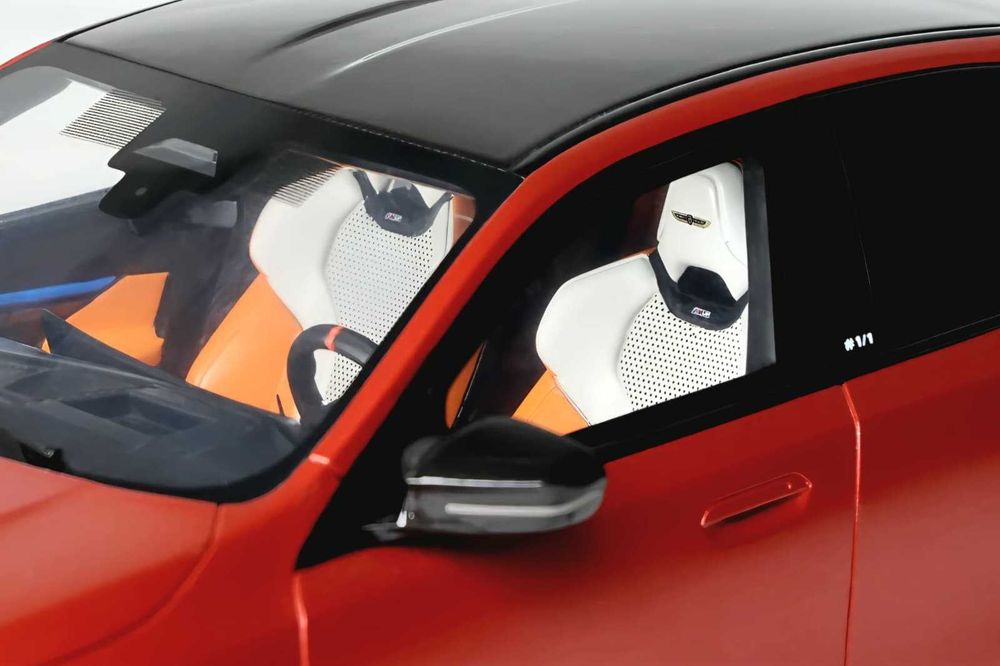 Macheta BMW M5 1:18 GT Spirit GT966