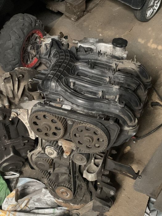 Продам двигатель,кпп и блок управление на приору