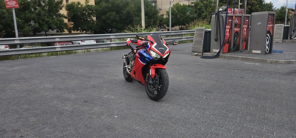 Honda CBR 1000RR Fireblade