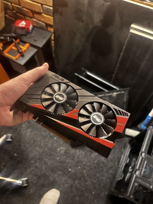 Продам GTX 1050ti