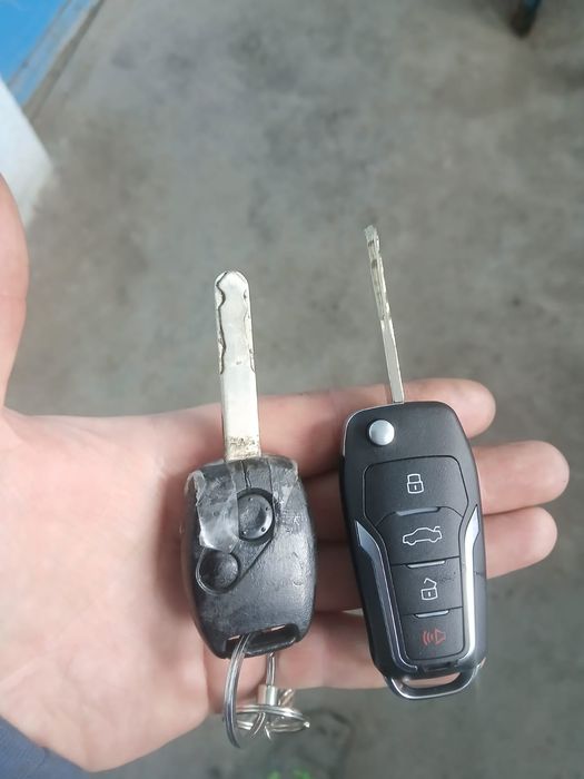 Copiere/programare chei auto