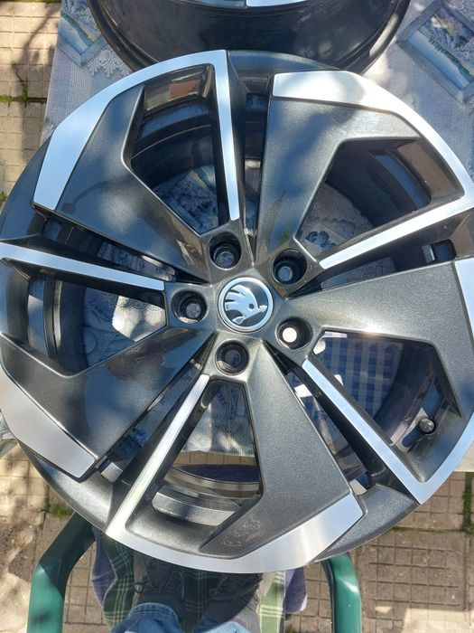 Джанти  18"за SKODA Octavia модел "Comet" 18 "
