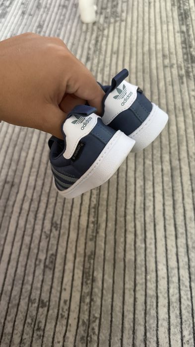 Adidasi Adidas superstar pentru copii