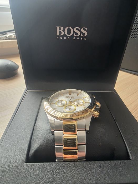 Ceas Barbati Hugo Boss Cumparat din Londra am si Bonul de la Hugo Boss