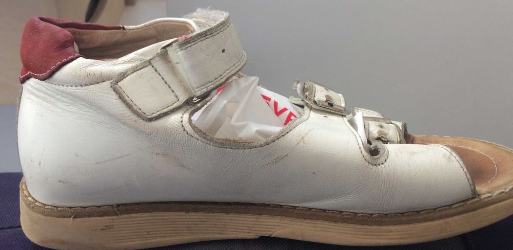 Сандалии для девочки