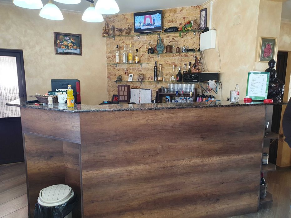 Работещо крайпътно заведение-ресторант, след осн.ремонт