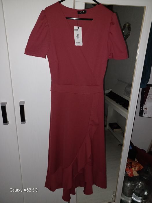 Rochie  pentru doamne.
