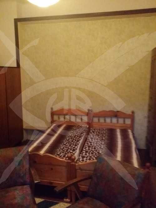 Дава се под наем Двустаен апартамент в Варна, Център - 48 кв.м за 275 € - Снимка #2